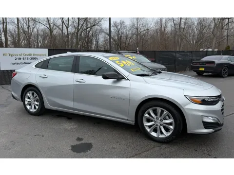 Silver 2022 CHEVROLET MALIBU LT for sale in Schererville, IN
