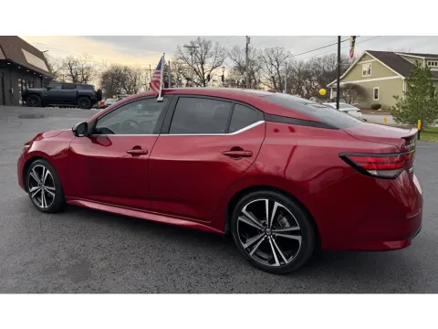 More photos of 2022 NISSAN SENTRA SR at NWI Auto Finance Schererville, IN