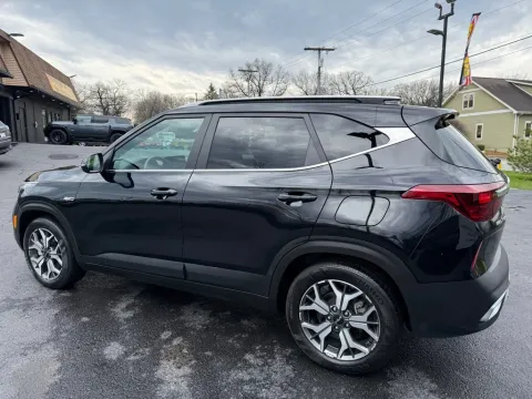 More photos of 2023 KIA SELTOS EX at NWI Auto Finance Schererville, IN