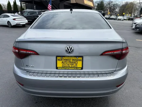 More photos of 2020 VOLKSWAGEN JETTA SE at NWI Auto Finance Schererville, IN