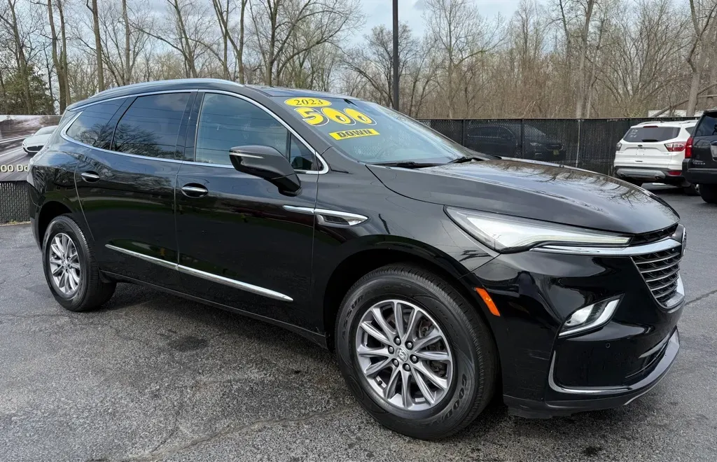 2023 BUICK ENCLAVE ESSENCE for sale in Schererville, IN