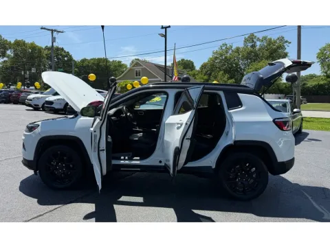 Another view of 2022 JEEP COMPASS ALTITUDE for sale in Schererville, IN at NWI Auto Finance Schererville