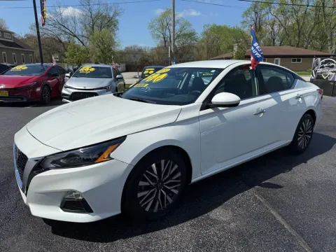 Another view of 2023 NISSAN ALTIMA 2.5 SV for sale in Schererville, IN at NWI Auto Finance Schererville
