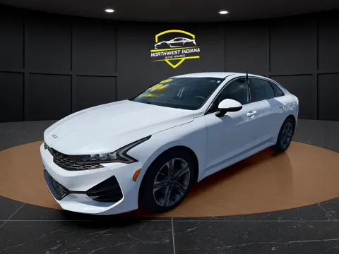 White 2022 KIA K5 LXS for sale in Schererville, IN