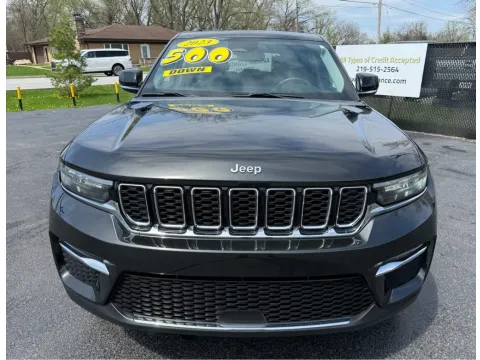 Photos of 2023 JEEP GRAND CHEROKEE LIMITED for sale in Schererville, IN at NWI Auto Finance Schererville