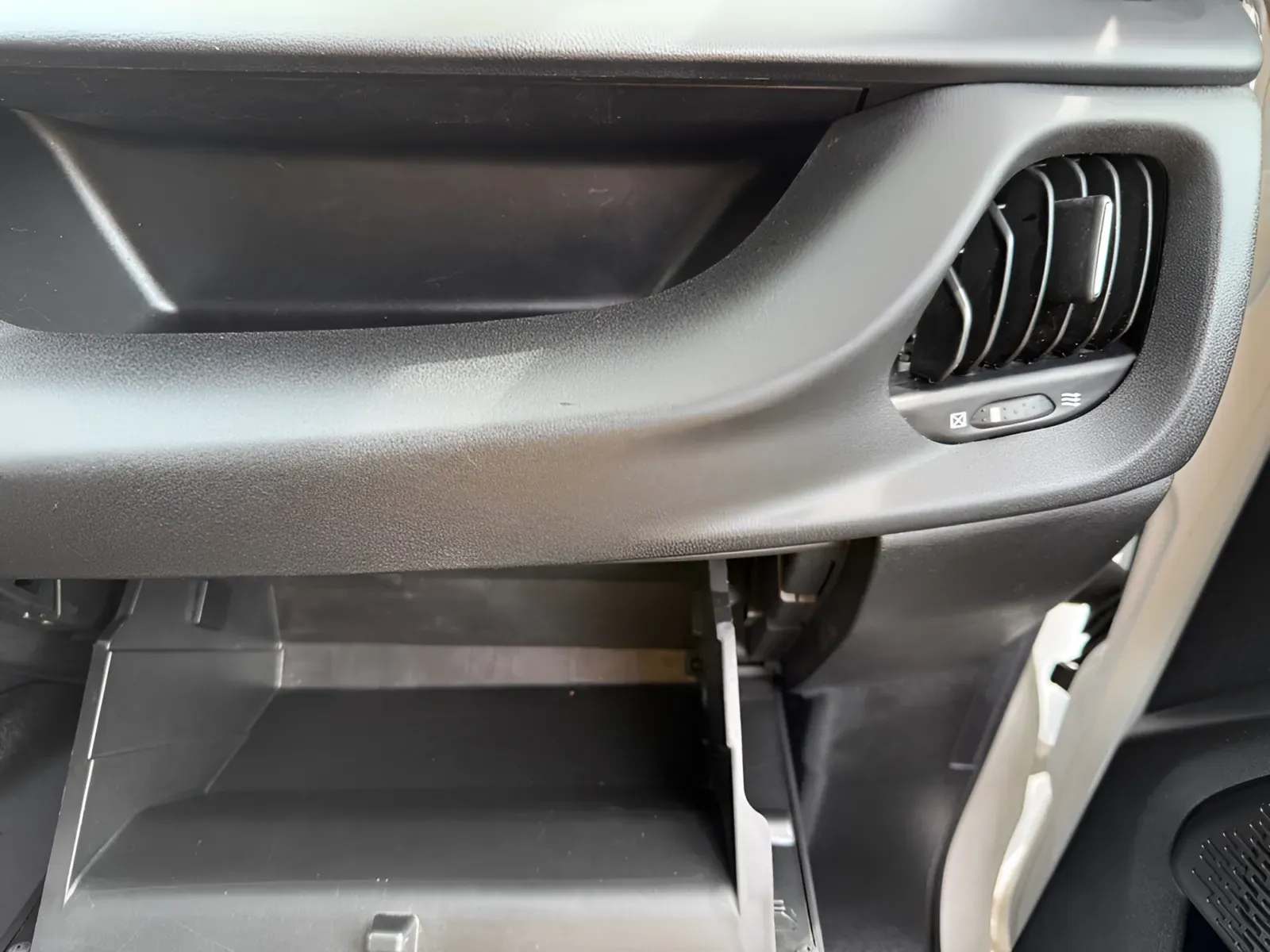 2022 RAM Promaster City Base - Photo 12