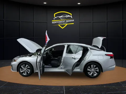 Another view of 2023 NISSAN ALTIMA 2.5 S for sale in Schererville, IN at NWI Auto Finance Schererville