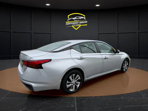 More photos of 2023 NISSAN ALTIMA 2.5 S at NWI Auto Finance Schererville, IN