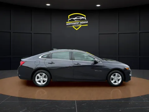 More photos of 2022 CHEVROLET MALIBU LS at NWI Auto Finance Schererville, IN