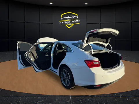 More photos of 2024 CHEVROLET MALIBU LT at NWI Auto Finance Schererville, IN