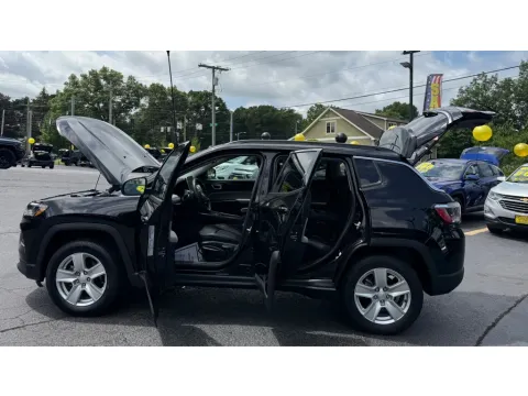 Another view of 2022 JEEP COMPASS LATITUDE for sale in Schererville, IN at NWI Auto Finance Schererville