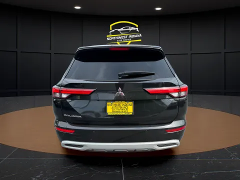 More photos of 2024 MITSUBISHI OUTLANDER SE at NWI Auto Finance Schererville, IN
