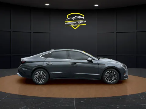 More photos of 2025 HYUNDAI SONATA HYBRID SEL at NWI Auto Finance Schererville, IN
