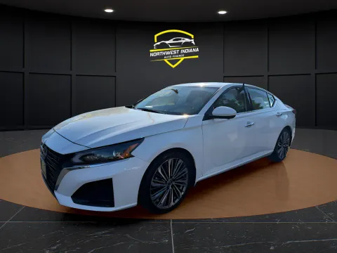 White 2024 NISSAN ALTIMA 2.5 SL for sale in Schererville, IN