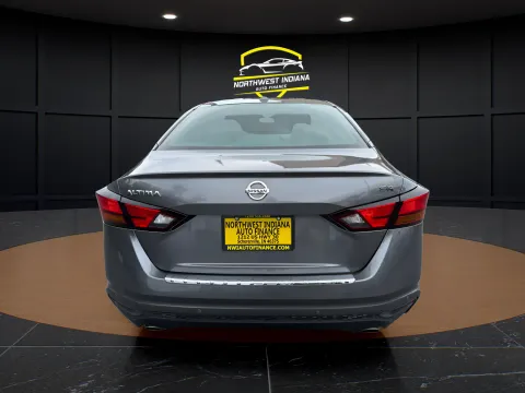 More photos of 2021 NISSAN ALTIMA 2.5 SR at NWI Auto Finance Schererville, IN