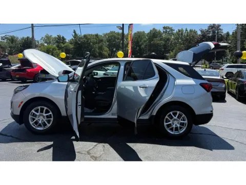 Another view of 2022 CHEVROLET EQUINOX LT for sale in Schererville, IN at NWI Auto Finance Schererville