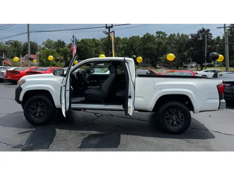 Another view of 2021 TOYOTA TACOMA SR V6 for sale in Schererville, IN at NWI Auto Finance Schererville