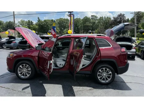 Photos of 2020 JEEP CHEROKEE LATITUDE PLUS for sale in Schererville, IN at NWI Auto Finance Schererville