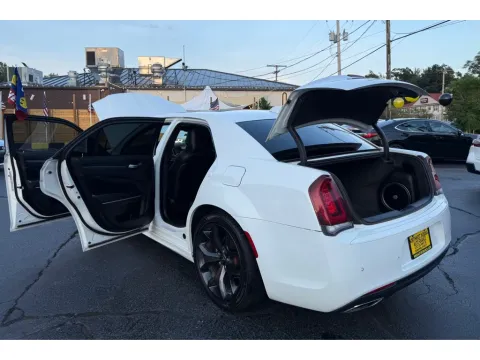 More photos of 2023 CHRYSLER 300 TOURING L at NWI Auto Finance Schererville, IN