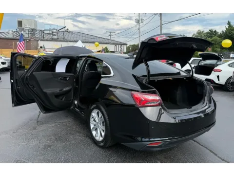 More photos of 2020 CHEVROLET MALIBU LT at NWI Auto Finance Schererville, IN