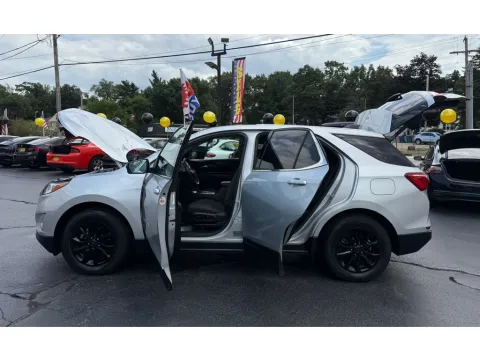 Another view of 2020 CHEVROLET EQUINOX LT for sale in Schererville, IN at NWI Auto Finance Schererville