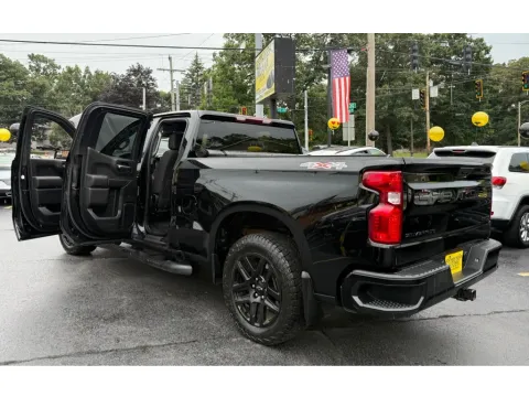 More photos of 2022 CHEVROLET SILVERADO 1500 CUSTOM at NWI Auto Finance Schererville, IN
