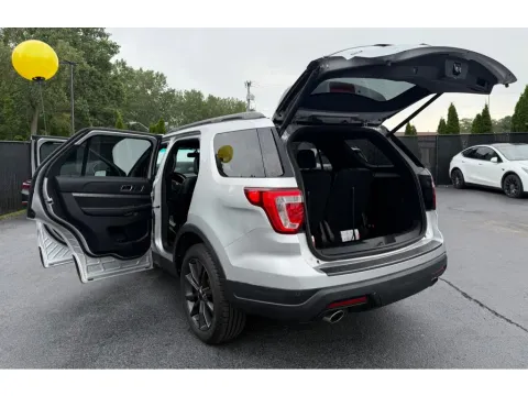 More photos of 2019 FORD EXPLORER XLT at NWI Auto Finance Schererville, IN