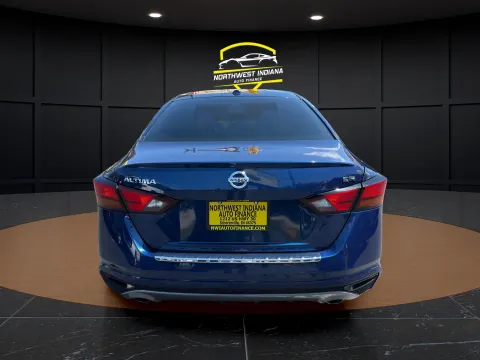 Another view of 2022 NISSAN ALTIMA 2.5 SR for sale in Schererville, IN at NWI Auto Finance Schererville