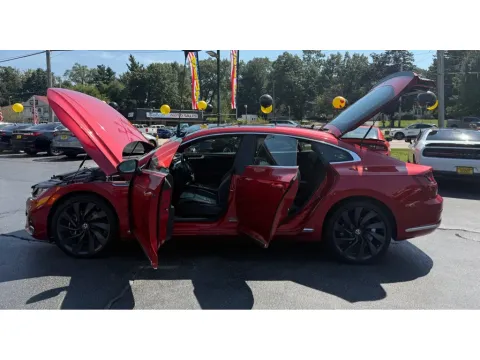 Photos of 2022 VOLKSWAGEN ARTEON SEL R-LINE 4MOTION for sale in Schererville, IN at NWI Auto Finance Schererville