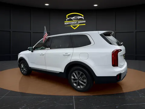 More photos of 2023 KIA TELLURIDE LX at NWI Auto Finance Schererville, IN