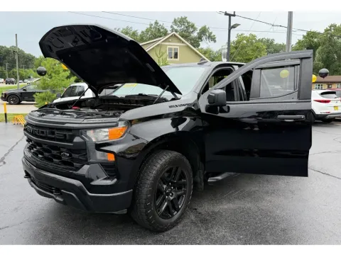 Black 2022 CHEVROLET SILVERADO 1500 CUSTOM for sale in Schererville, IN
