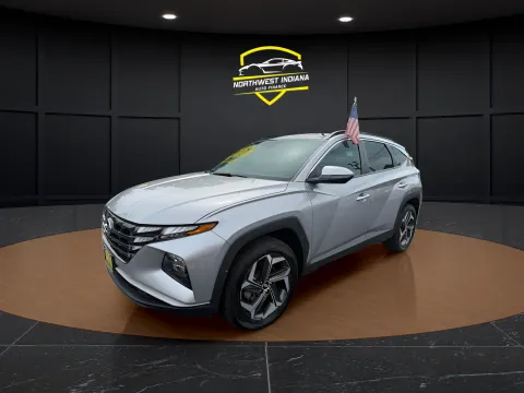 Silver 2023 HYUNDAI TUCSON HYBRID SEL CONVENIENCE for sale in Schererville, IN