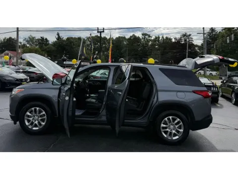 Another view of 2020 CHEVROLET TRAVERSE LT LEATHER for sale in Schererville, IN at NWI Auto Finance Schererville