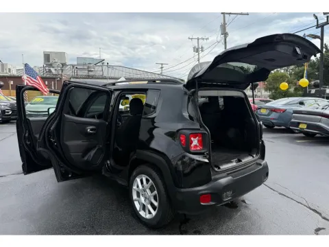 More photos of 2020 JEEP RENEGADE LATITUDE at NWI Auto Finance Schererville, IN