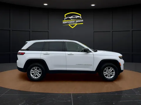 More photos of 2024 JEEP GRAND CHEROKEE LAREDO at NWI Auto Finance Schererville, IN