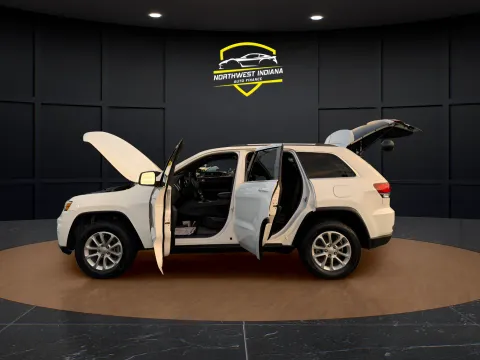 Another view of 2021 JEEP GRAND CHEROKEE LAREDO E for sale in Schererville, IN at NWI Auto Finance Schererville