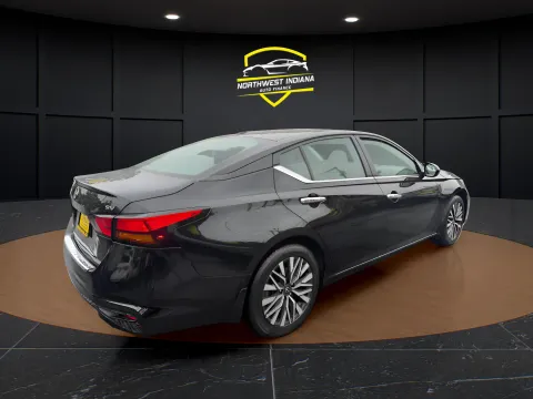More photos of 2023 NISSAN ALTIMA 2.5 SV at NWI Auto Finance Schererville, IN