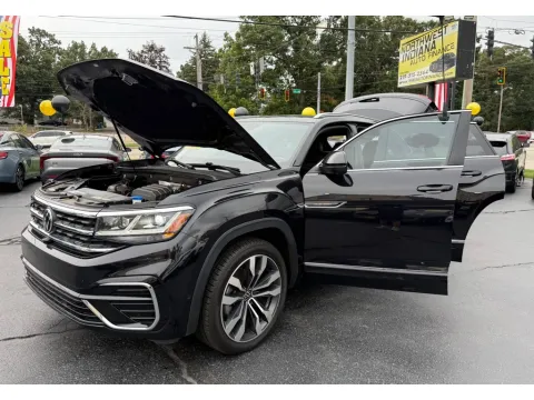 Photos of 2021 VOLKSWAGEN ATLAS CROSS SPO V6 SEL PREMIUM R-LINE 4MOTION for sale in Schererville, IN at NWI Auto Finance Schererville