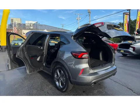 More photos of 2024 FORD ESCAPE ST-LINE at NWI Auto Finance Schererville, IN