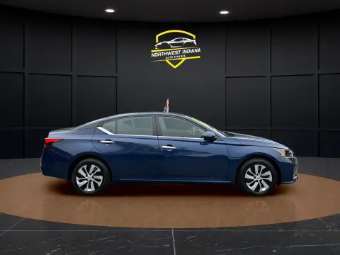 More photos of 2023 NISSAN ALTIMA 2.5 S at NWI Auto Finance Schererville, IN