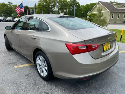 More photos of 2024 Chevrolet Malibu LT at NWI Auto Finance Schererville, IN