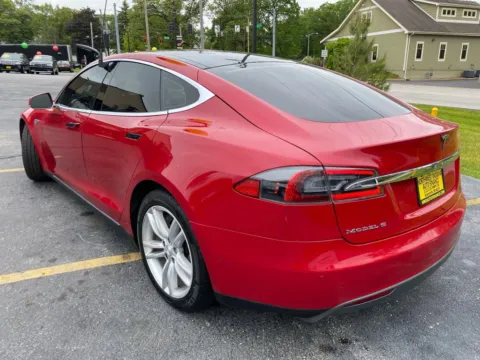 More photos of 2015 Tesla Model S 70D at NWI Auto Finance Schererville, IN