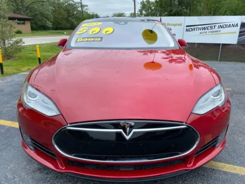 Photos of 2015 Tesla Model S 70D for sale in Schererville, IN at NWI Auto Finance Schererville