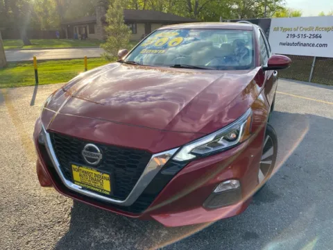 Another view of 2022 Nissan Altima 2.5 SV for sale in Schererville, IN at NWI Auto Finance Schererville