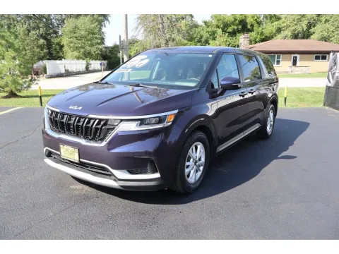 Another view of 2022 KIA CARNIVAL LX for sale in Schererville, IN at NWI Auto Finance Schererville