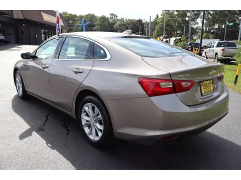 More photos of 2025 CHEVROLET MALIBU LT at NWI Auto Finance Schererville, IN