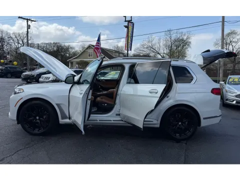 Photos of 2021 BMW X7 XDRIVE40I for sale in Schererville, IN at NWI Auto Finance Schererville