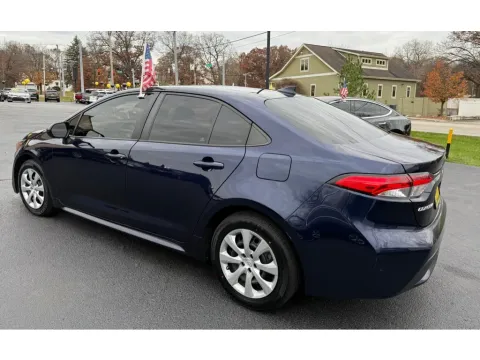 More photos of 2021 TOYOTA COROLLA LE at NWI Auto Finance Schererville, IN
