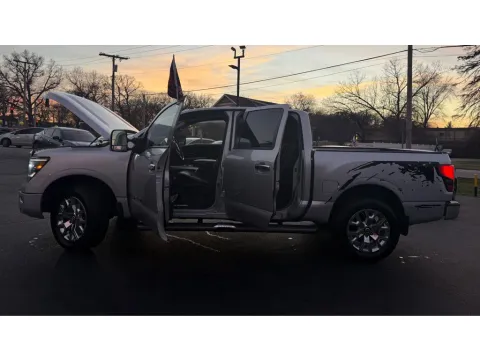 Photos of 2020 NISSAN TITAN SL for sale in Schererville, IN at NWI Auto Finance Schererville