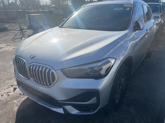 2021 BMW X1 28i's photo